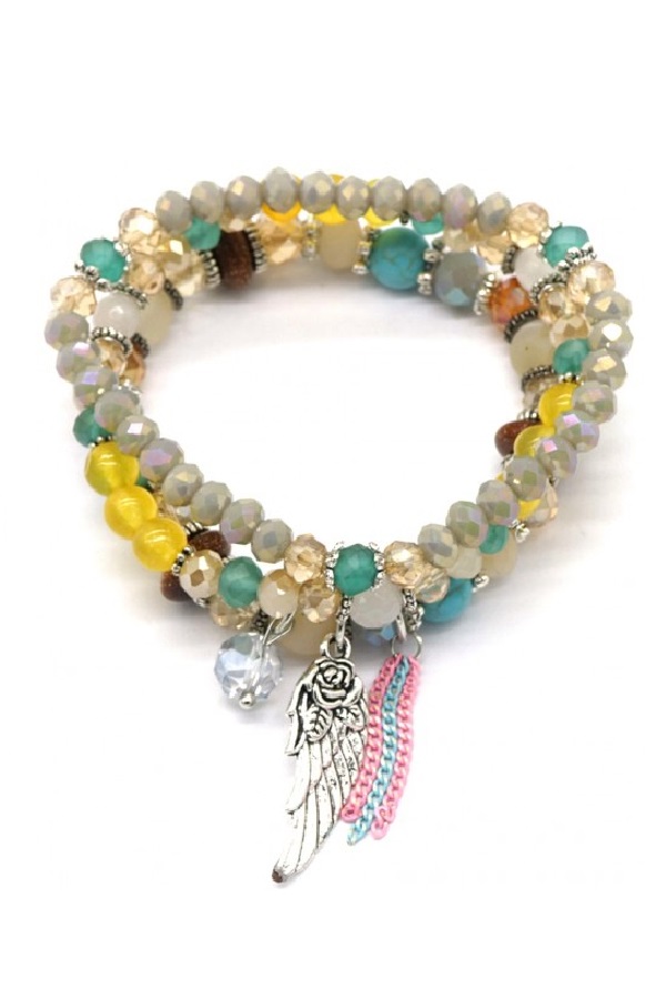 Set van 3 armbanden van facet-glaskraaltjes met bedels