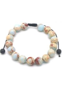 Armband van beschilderde stenen